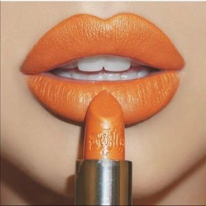 Kat Von D Studded Kiss creme lipstick